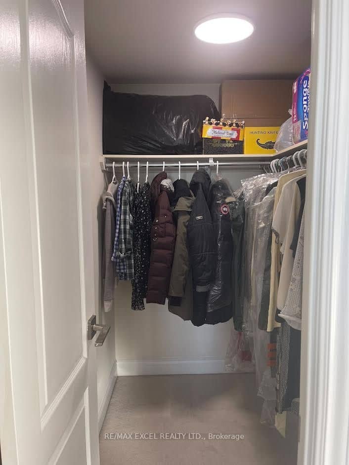 60 South Town Centre Boulevard 1002, Markham, ON L3R 7Z9