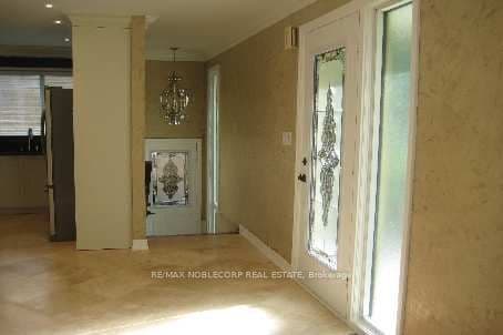 102 Humber Crescent, King, ON L0G 1K0
