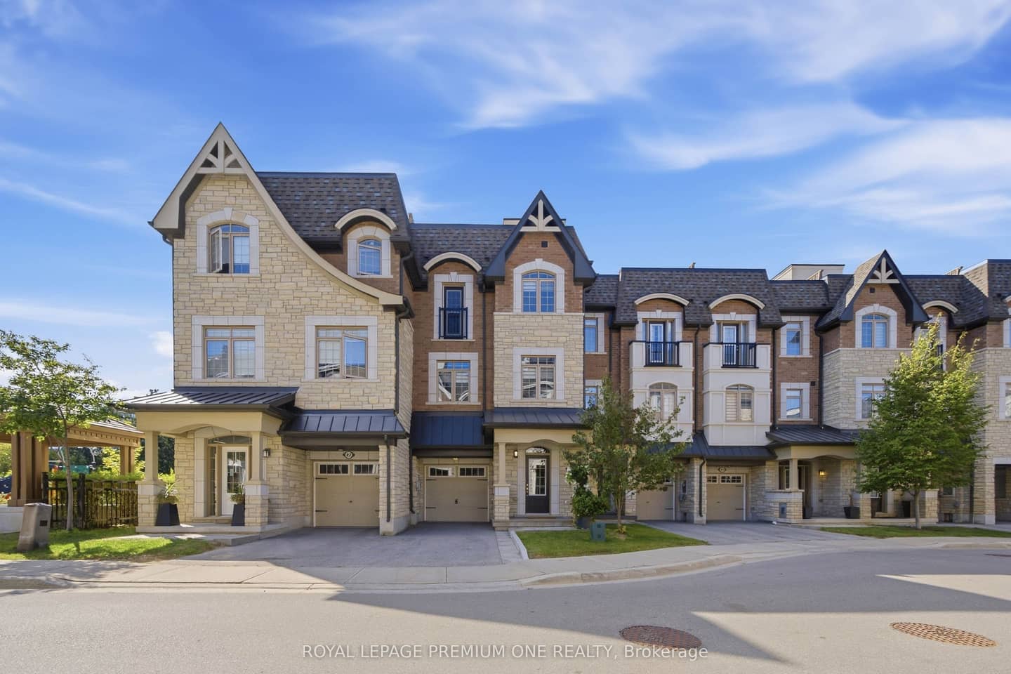 86 Glazebrook Drive, Vaughan, ON L4L 0H9