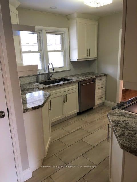 133 Cook Street, Barrie, ON L4M 4G8