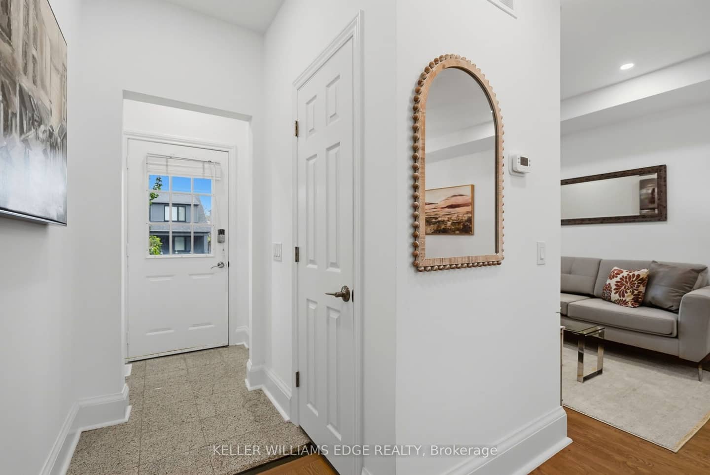 28 Conway Avenue, Toronto, ON M6E 1H2