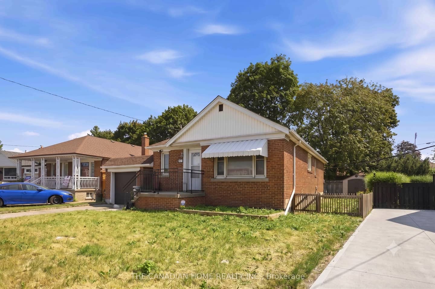 1373 Pharmacy Avenue, Toronto, ON M1R 2J6