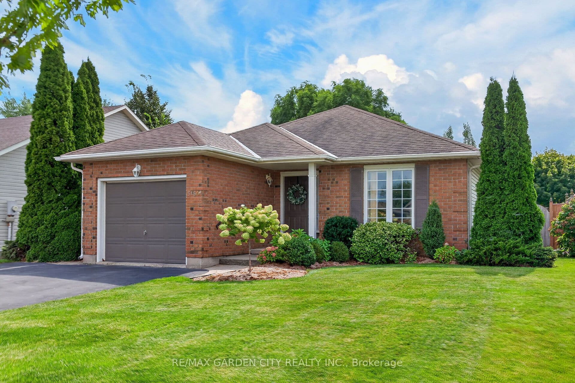 5150 Meadowood Lane, Lincoln, ON L3J 0J8