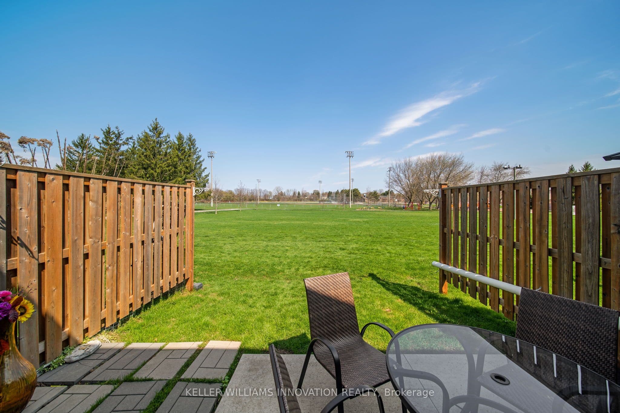 160 Rittenhouse Road 20, Kitchener, ON N2E 3G6
