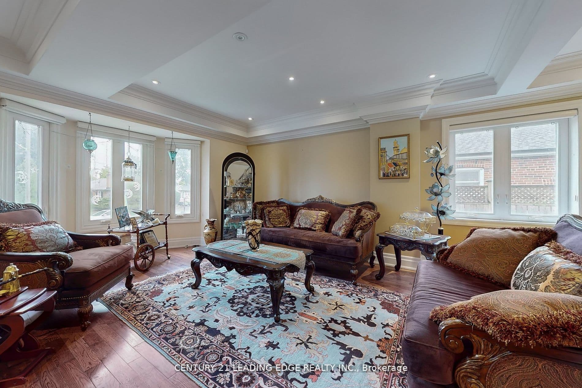 11 Bellvare Crescent, Toronto, ON M1R 2M8