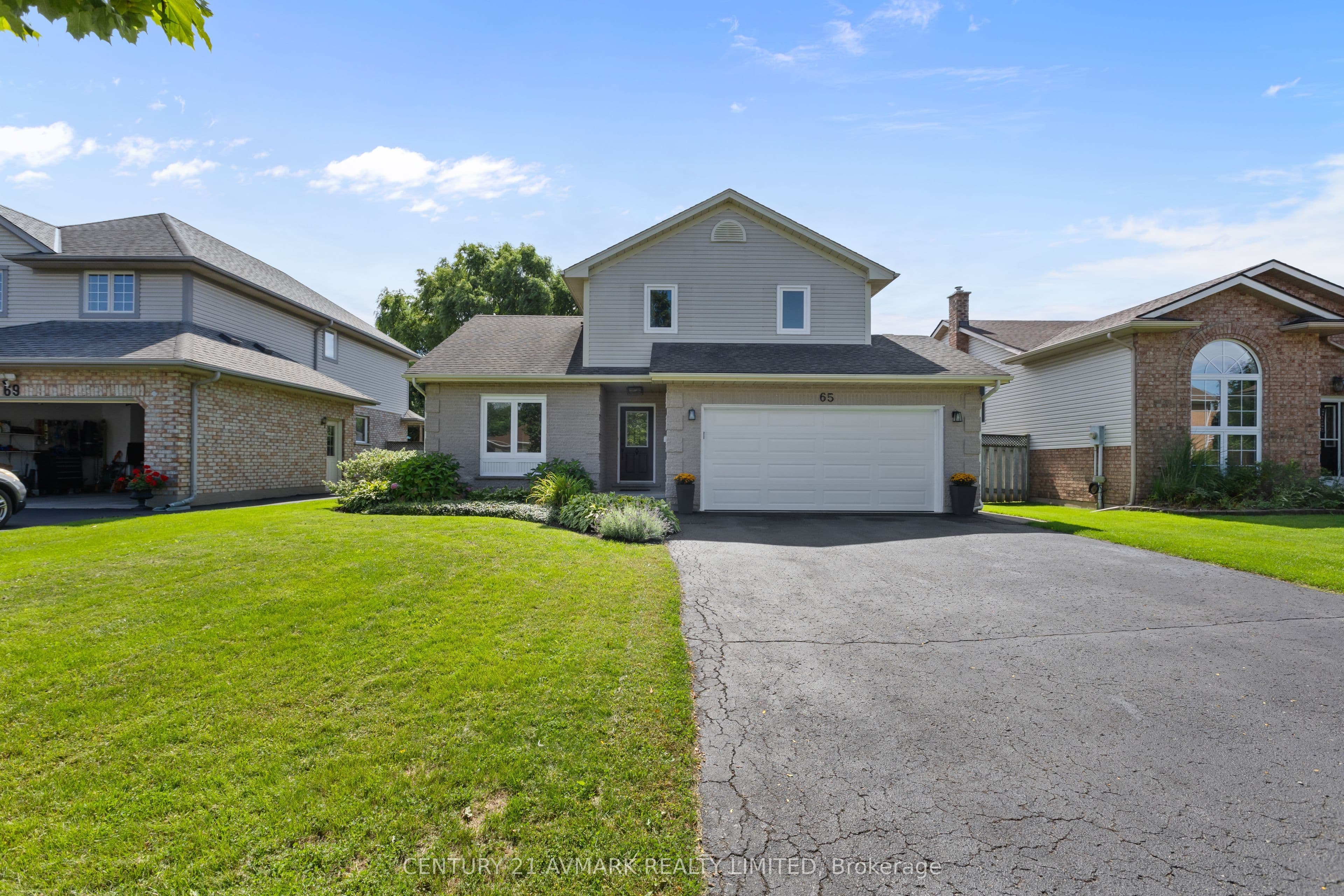 65 Wellandvale Drive, Welland, ON L3C 7C5