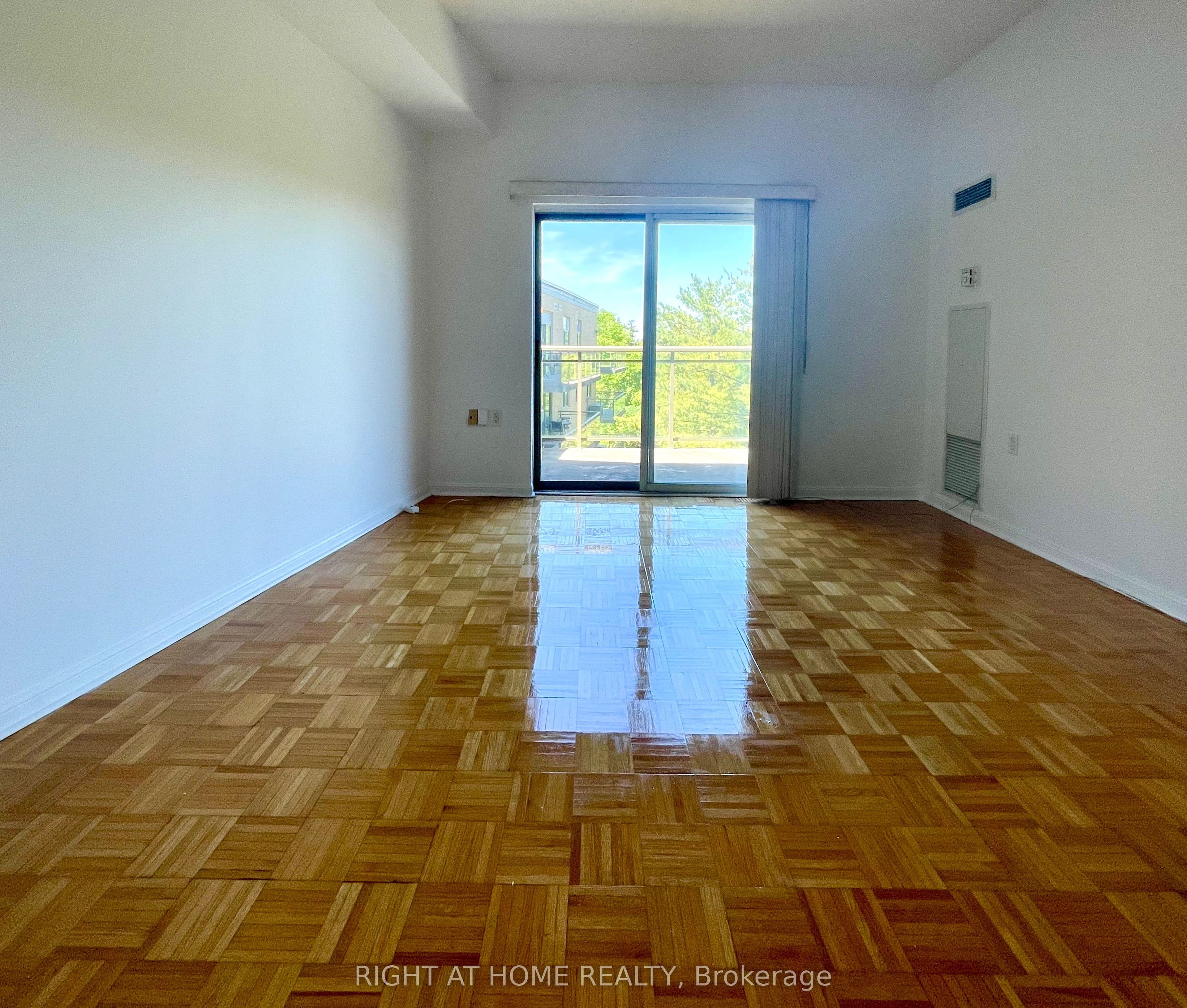 2506 Rutherford Road 501, Vaughan, ON L4K 5N4