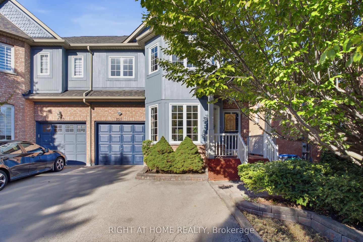 2311 Bankside Drive, Mississauga, ON L5M 6E1