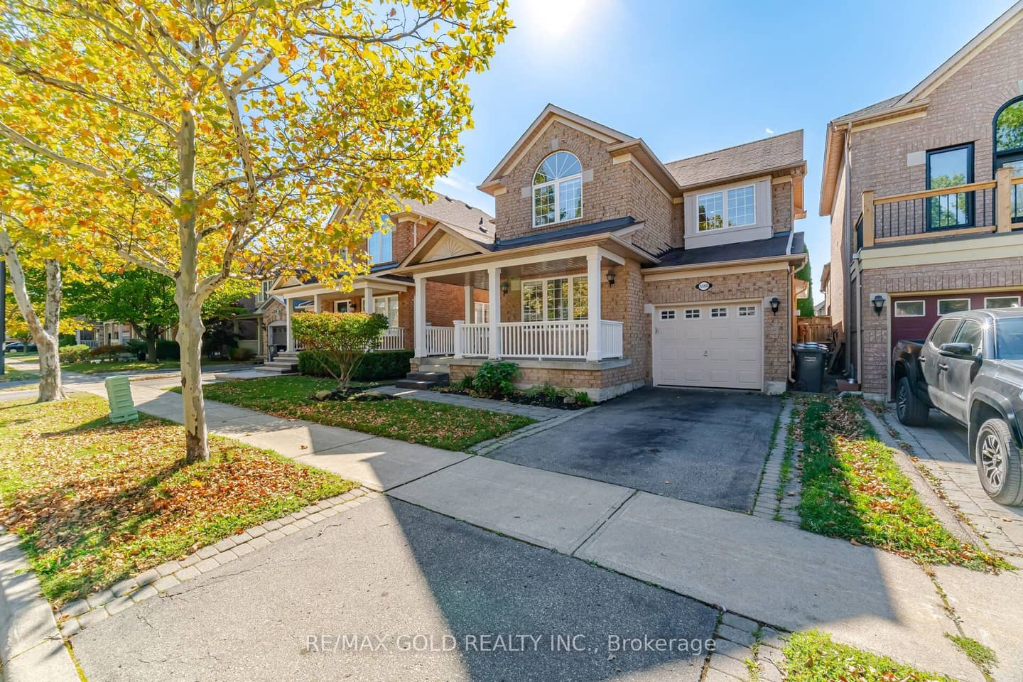 5566 Broadpath Gate, Mississauga, ON L5M 6M4