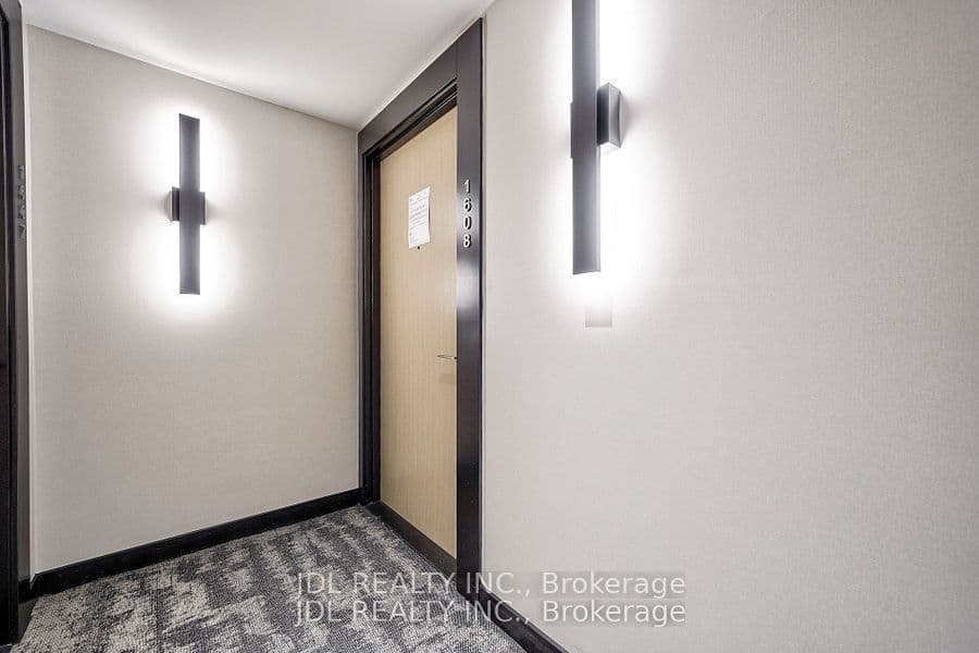 395 Bloor Street E 1608, Toronto, ON M4W 0B4