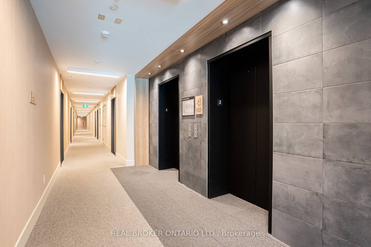 11 Maryport Avenue 208, Toronto, ON M3M 0E2