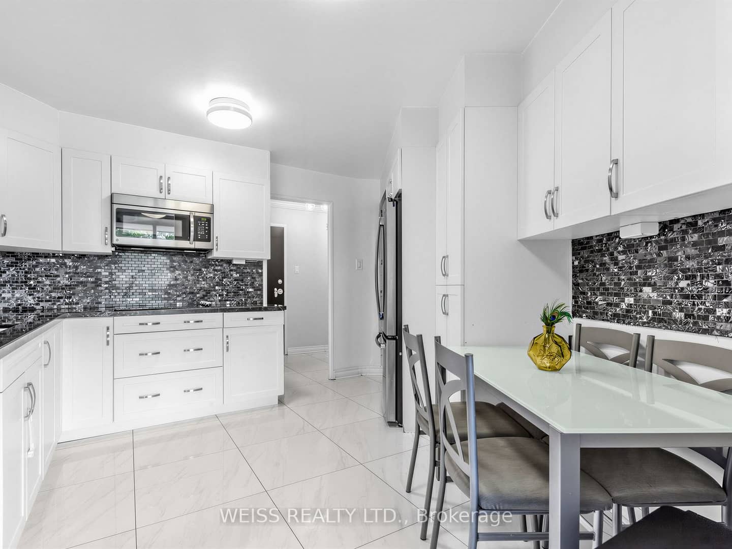 150 Neptune Drive 202, Toronto, ON M6A 2Y9