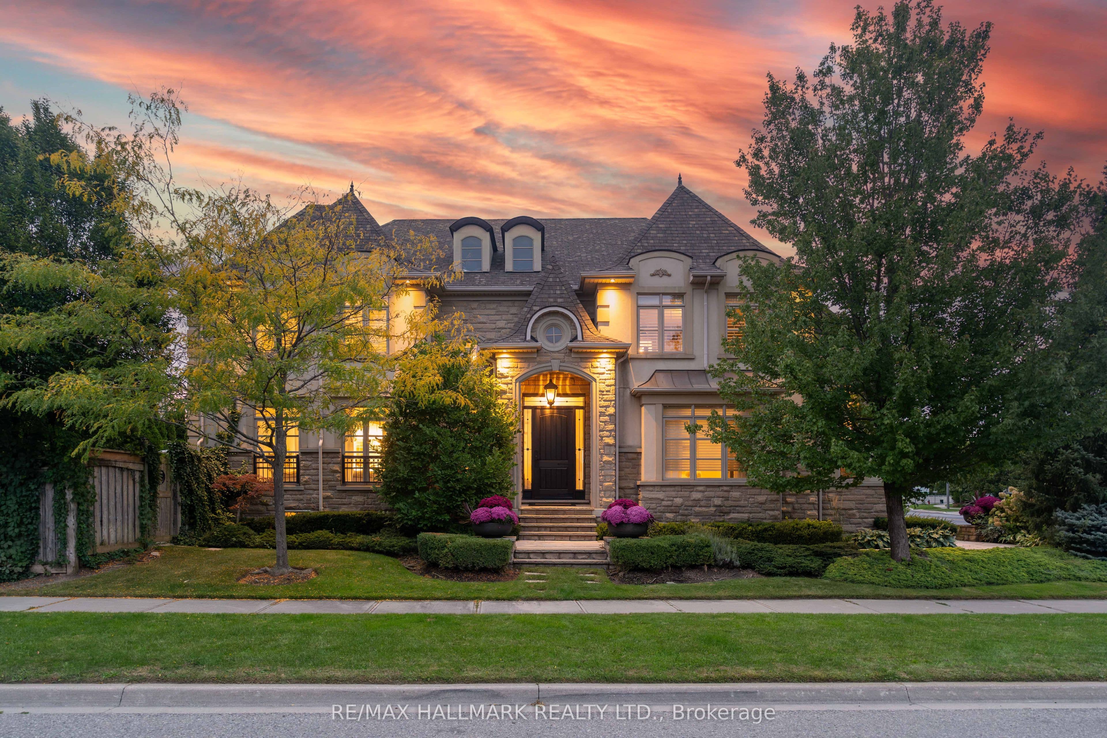 3458 Skipton Lane, Oakville, ON L6M 0K1