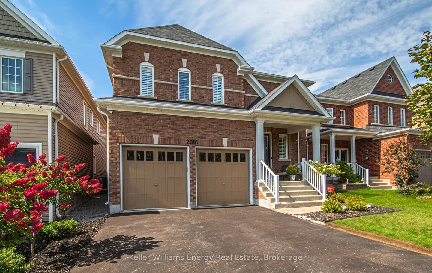 2016 Magee Court, Oshawa, ON L1K 0W7