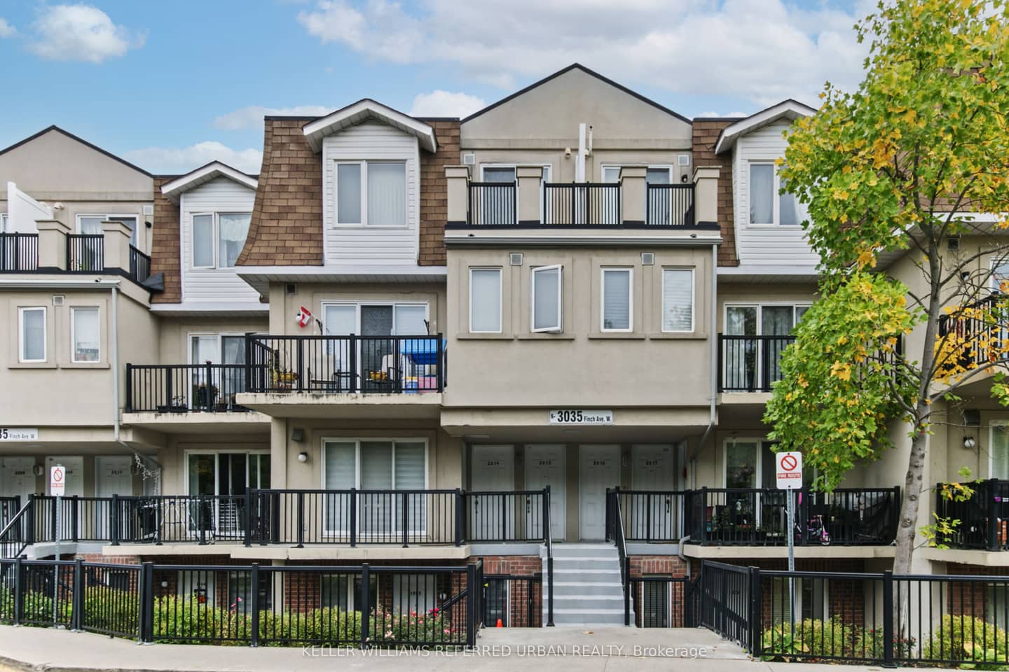 3035 Finch Avenue W 2016, Toronto, ON M9M 0A3