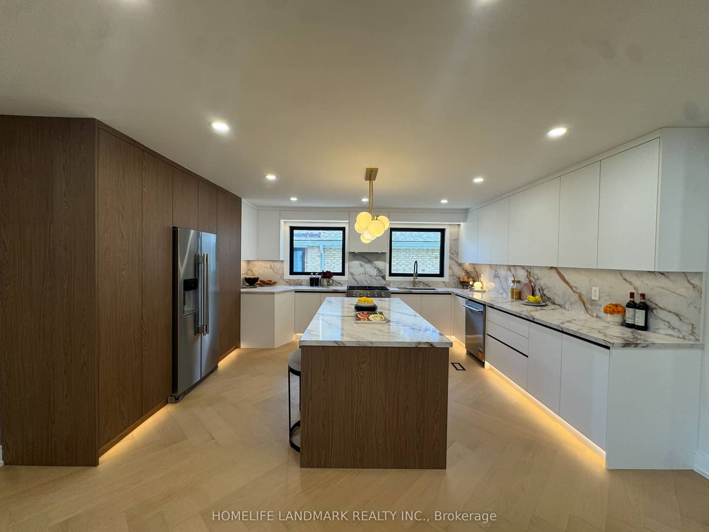 145 York Downs Drive, Toronto, ON M3H 2G8