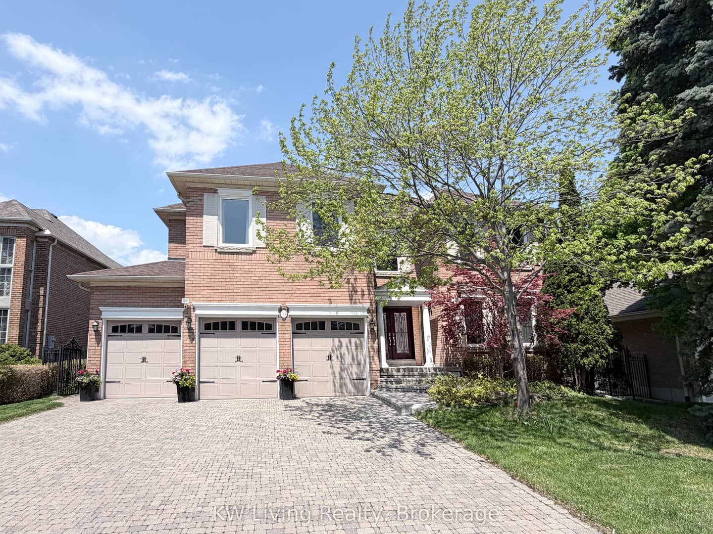 53 Brookshill Crescent N, Richmond Hill, ON L4B 3J1