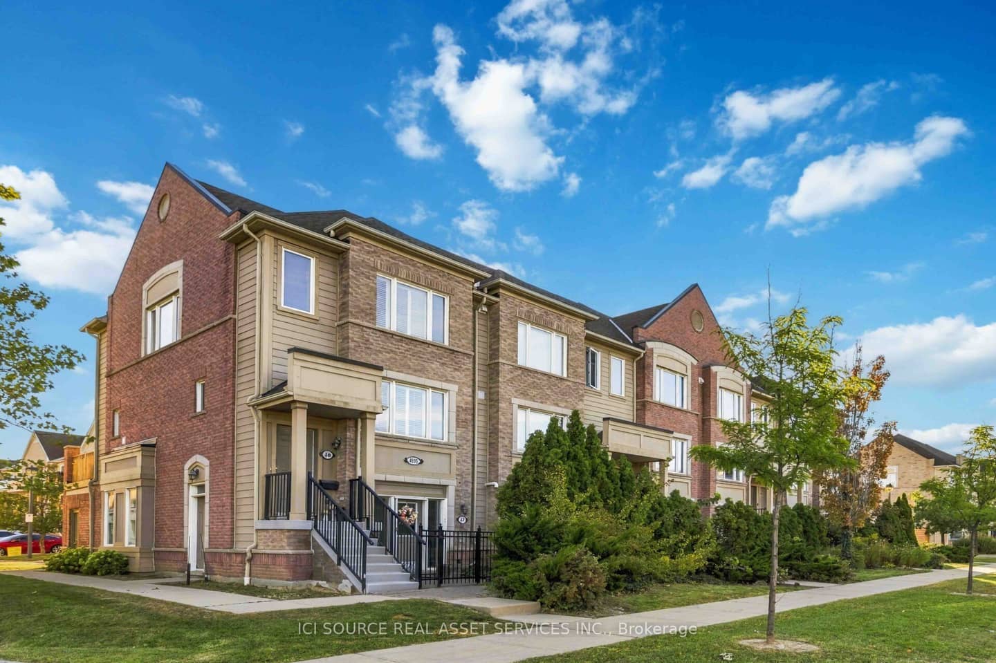 4985 Southampton Drive 48, Mississauga, ON L5M 8C6