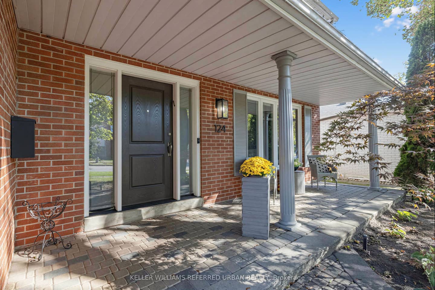 124 Abbeywood Trail, Toronto, ON M3B 3B5