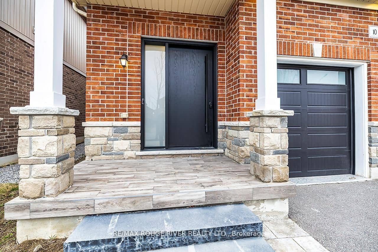 10 Moses Crescent, Clarington, ON L1C 0T7