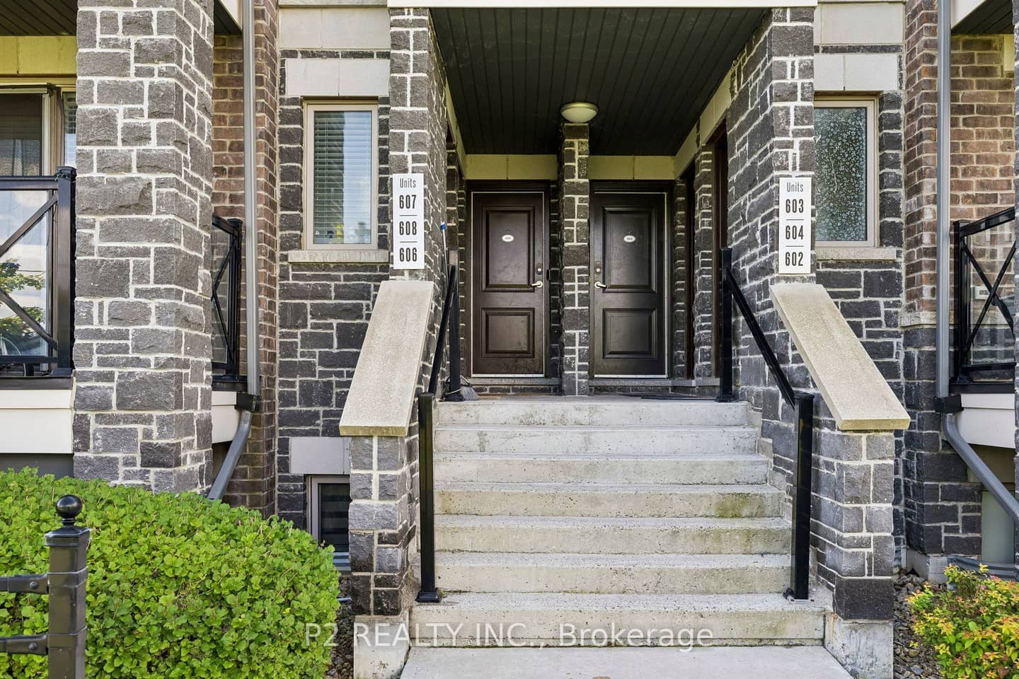 50 Dunsheath Way 608, Markham, ON L6B 1N3
