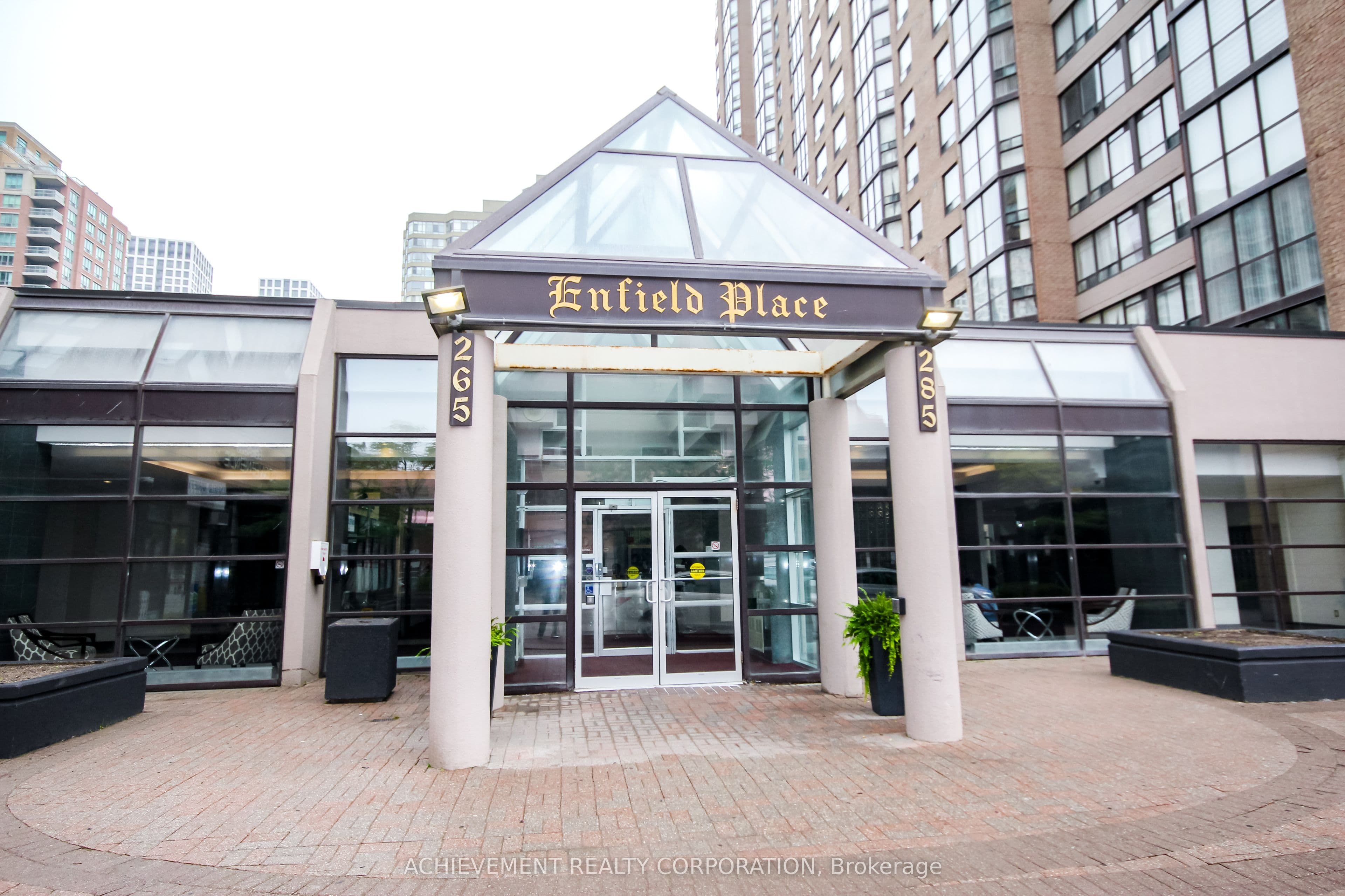 285 Enfield Place 1106, Mississauga, ON L5B 3Y6