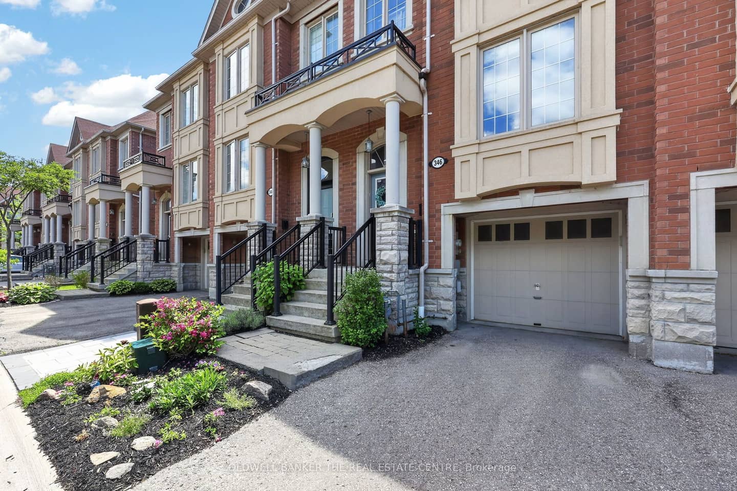346 Doak Lane, Newmarket, ON L3Y 0A7