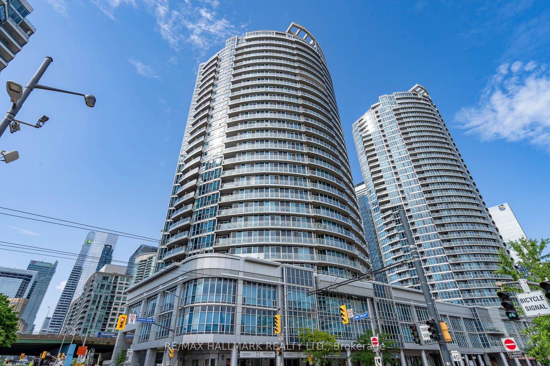 218 Queens Quay W 402, Toronto, ON M5J 2Y6