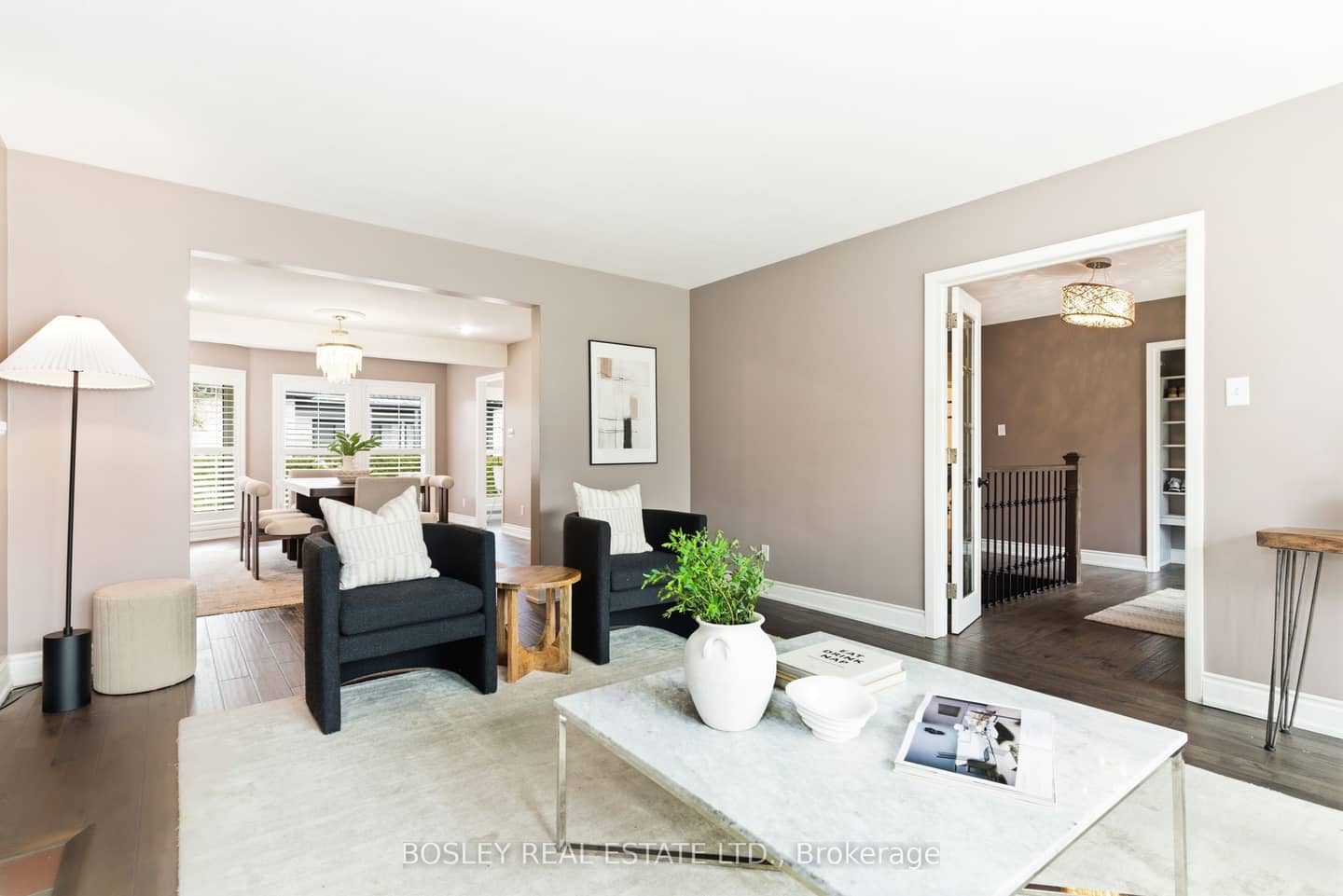 18 Tetbury Crescent, Toronto, ON M3A 3G3