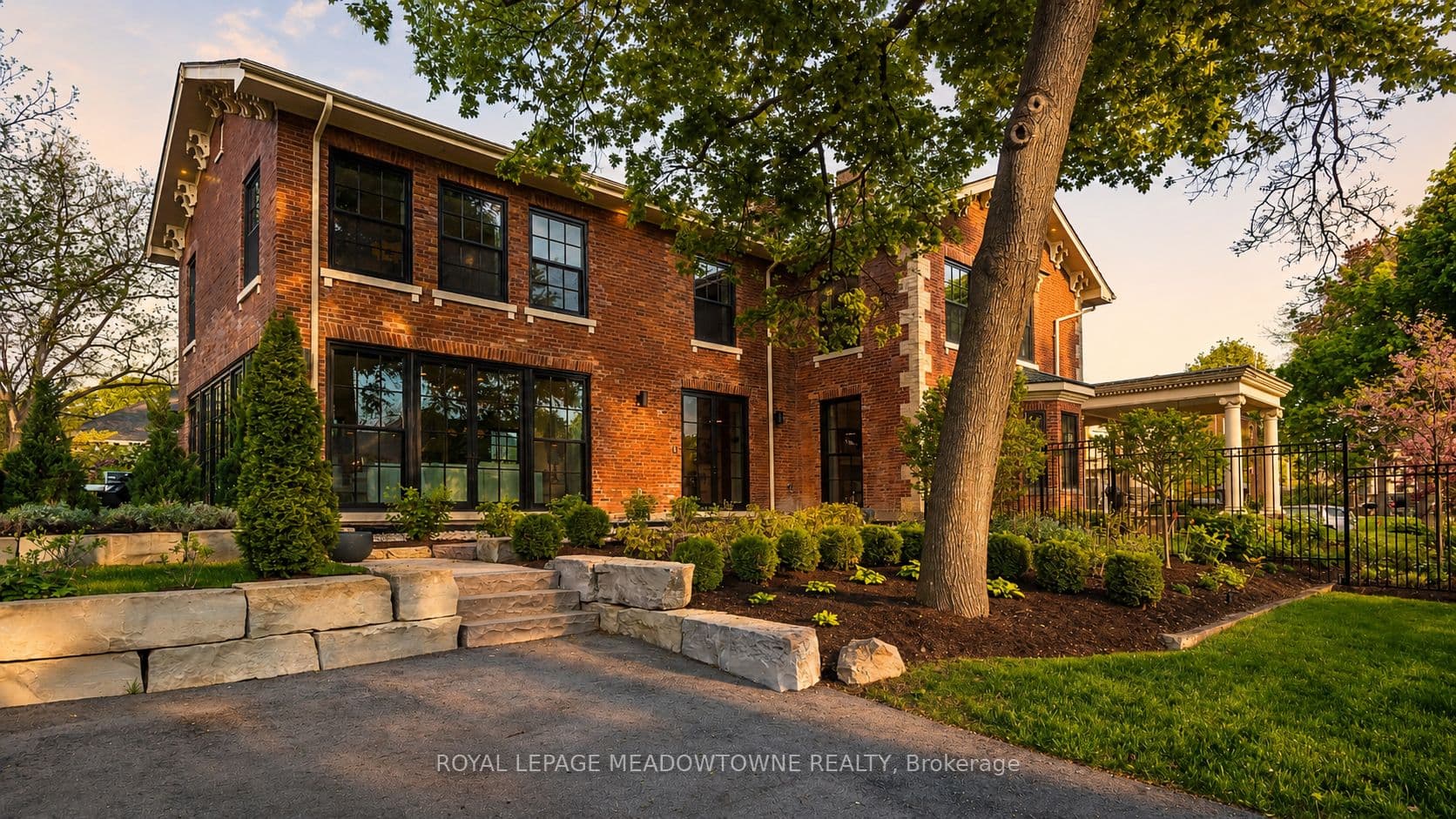 57 Victoria Street, Milton, ON L9T 1S6