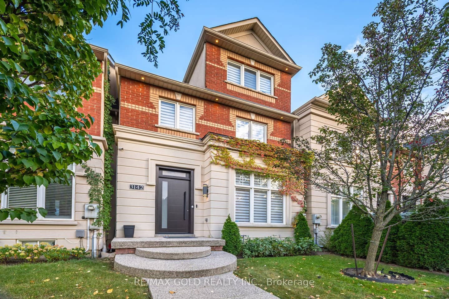 3142 Eclipse Avenue, Mississauga, ON L5M 7X1