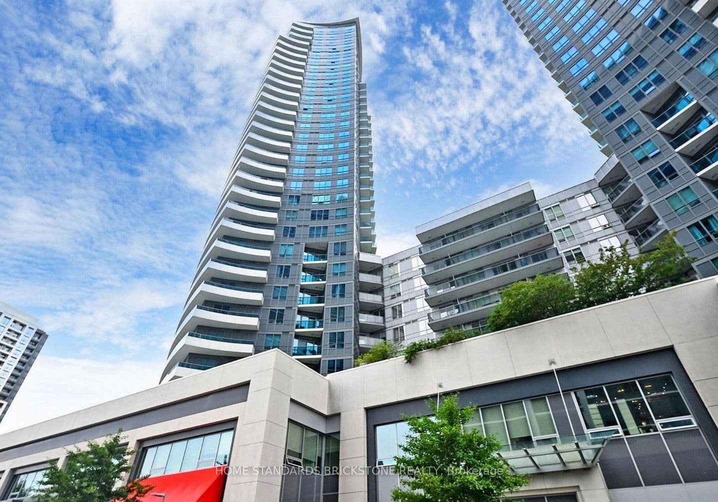 7161 Yonge Street 520, Markham, ON L3T 0C8