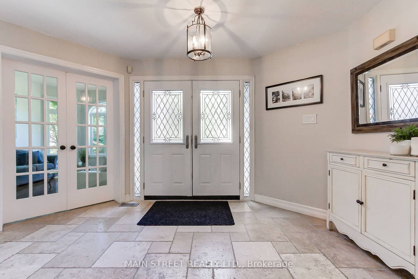 14 Mcgee Crescent, Aurora, ON L4G 6L8