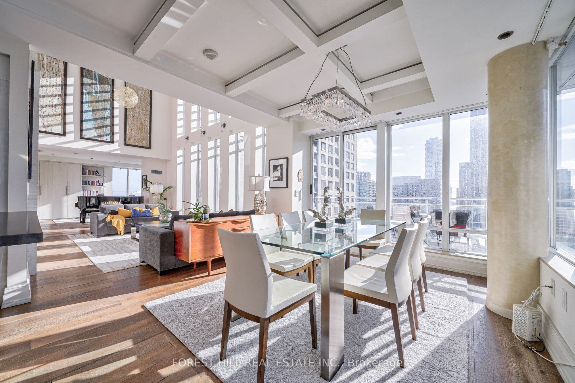 8 Colborne Street PH2701, Toronto, ON M5E 1A1