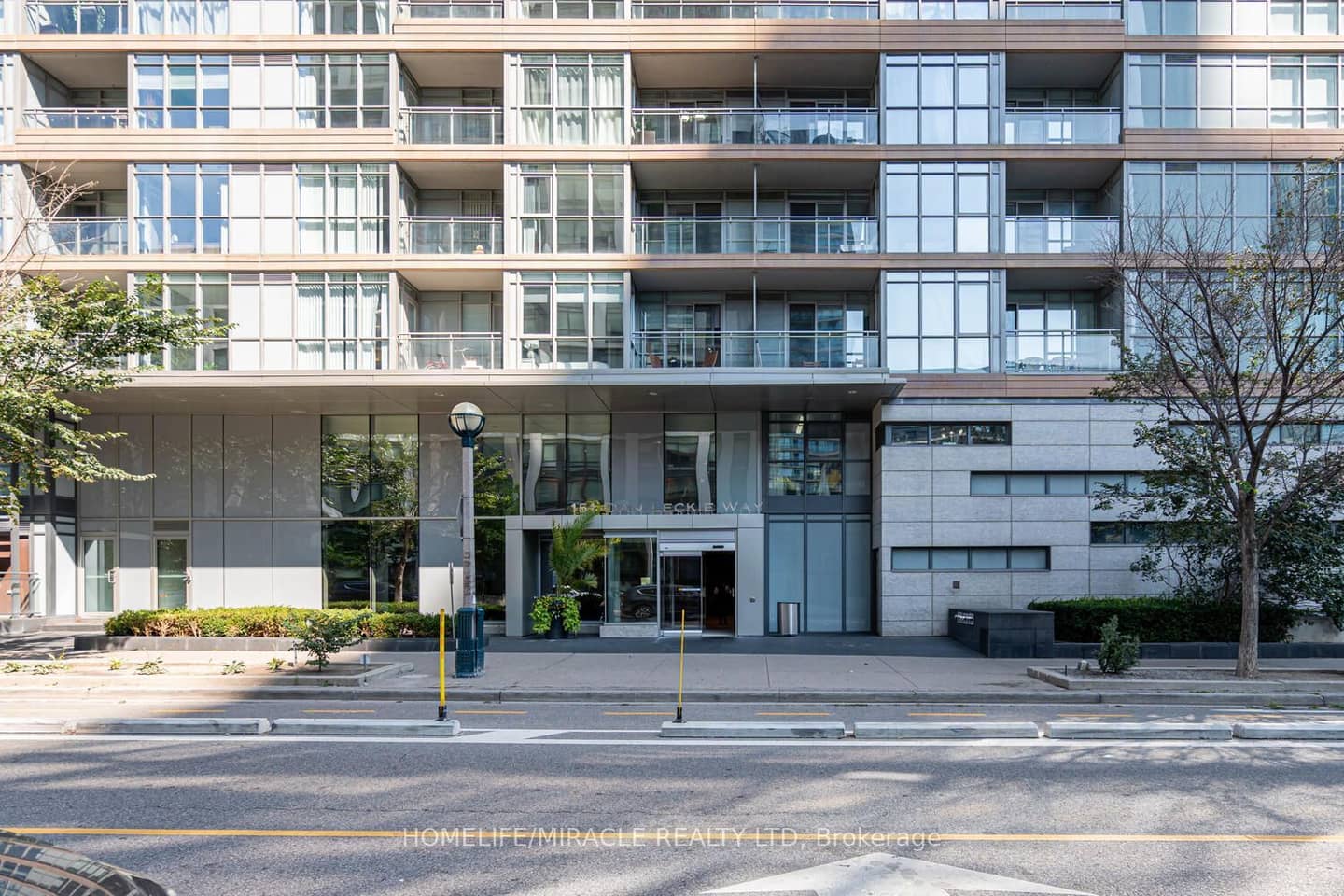 151 Dan Leckie Way 610, Toronto, ON M5V 4B2
