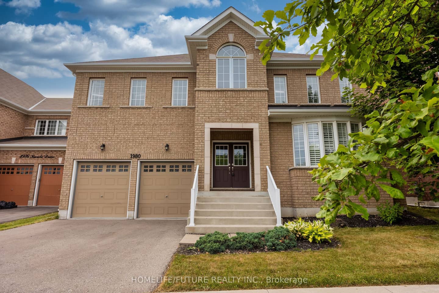 1980 Kurelo Drive, Oshawa, ON L1K 0W8