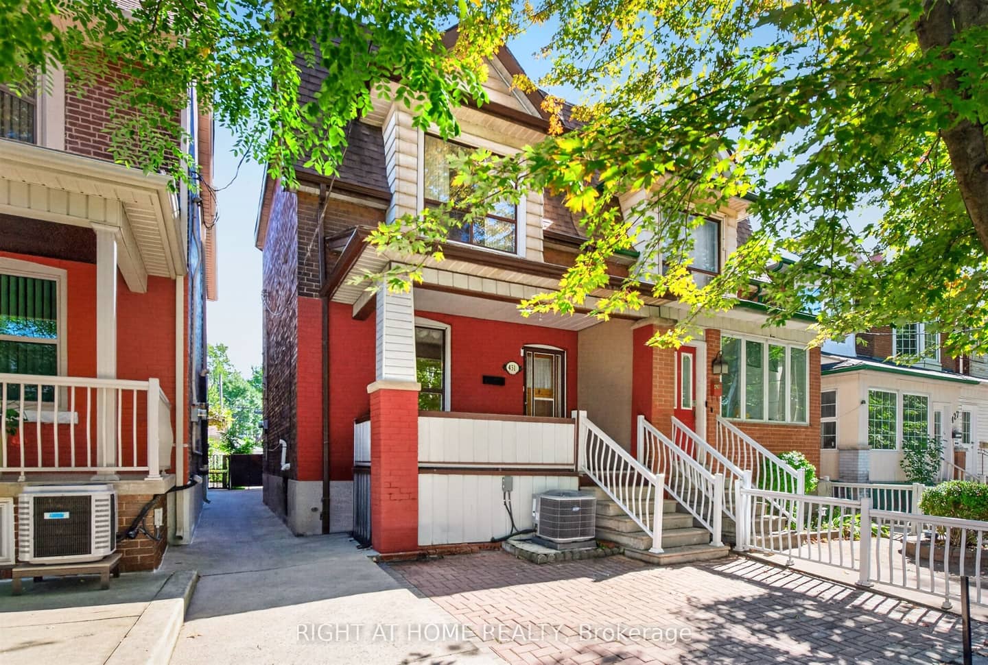 431 Lansdowne Avenue, Toronto, ON M6H 3Y2