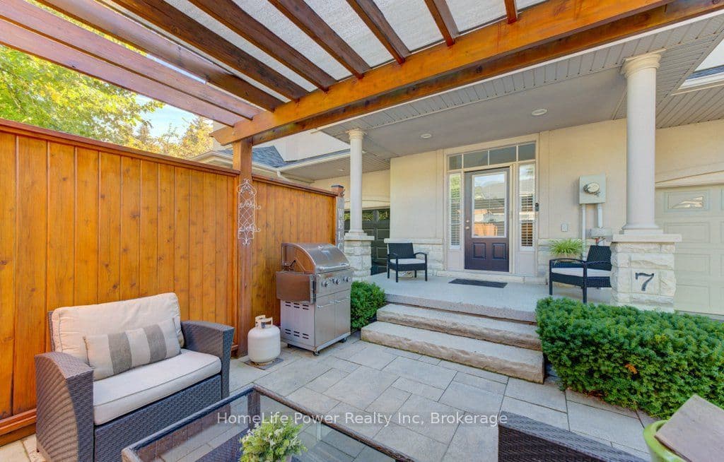 455 Claridge Road 7, Burlington, ON L7N 2S1