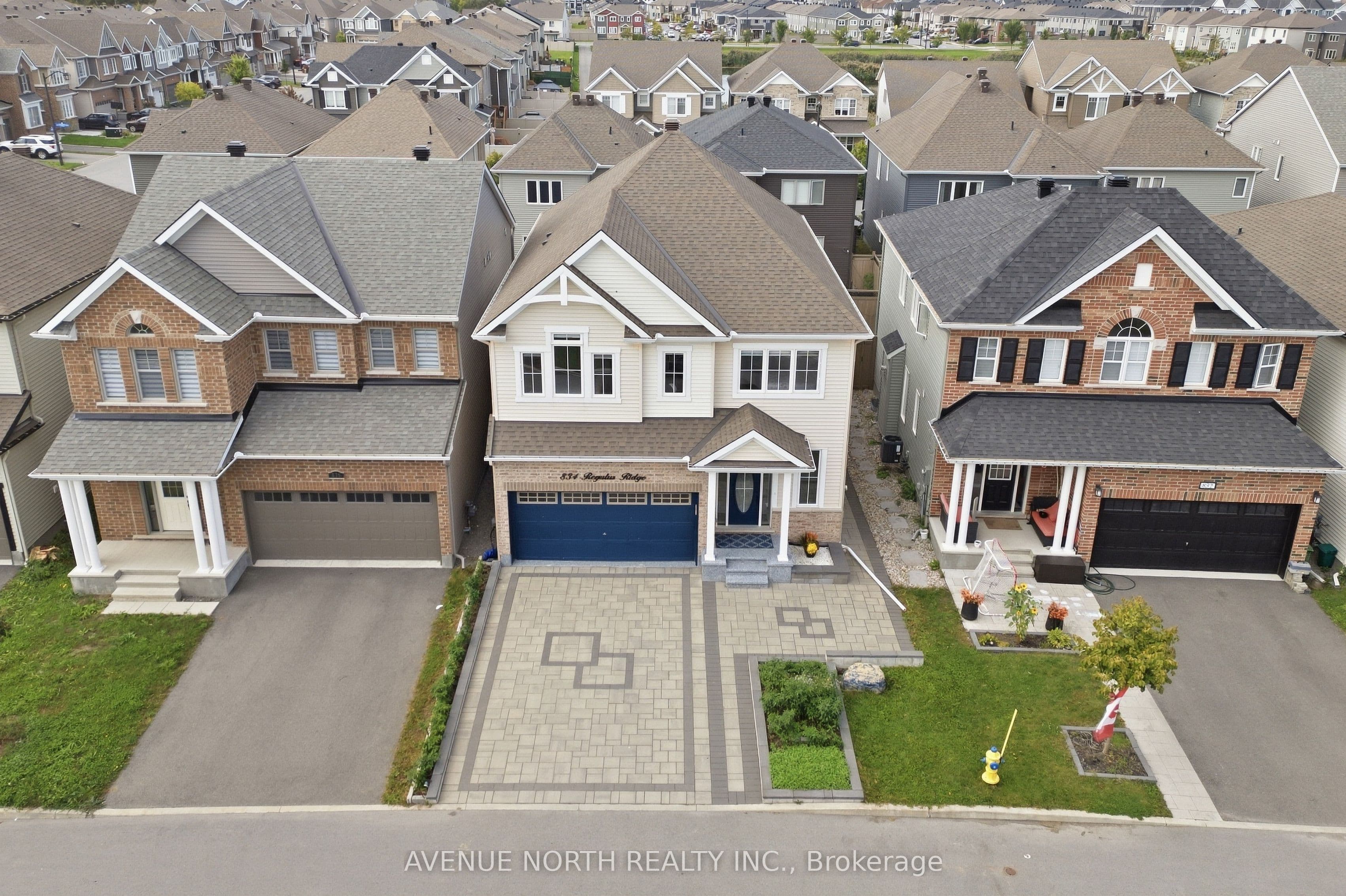 834 Regulus Ridge, Barrhaven, ON K2J 6S9