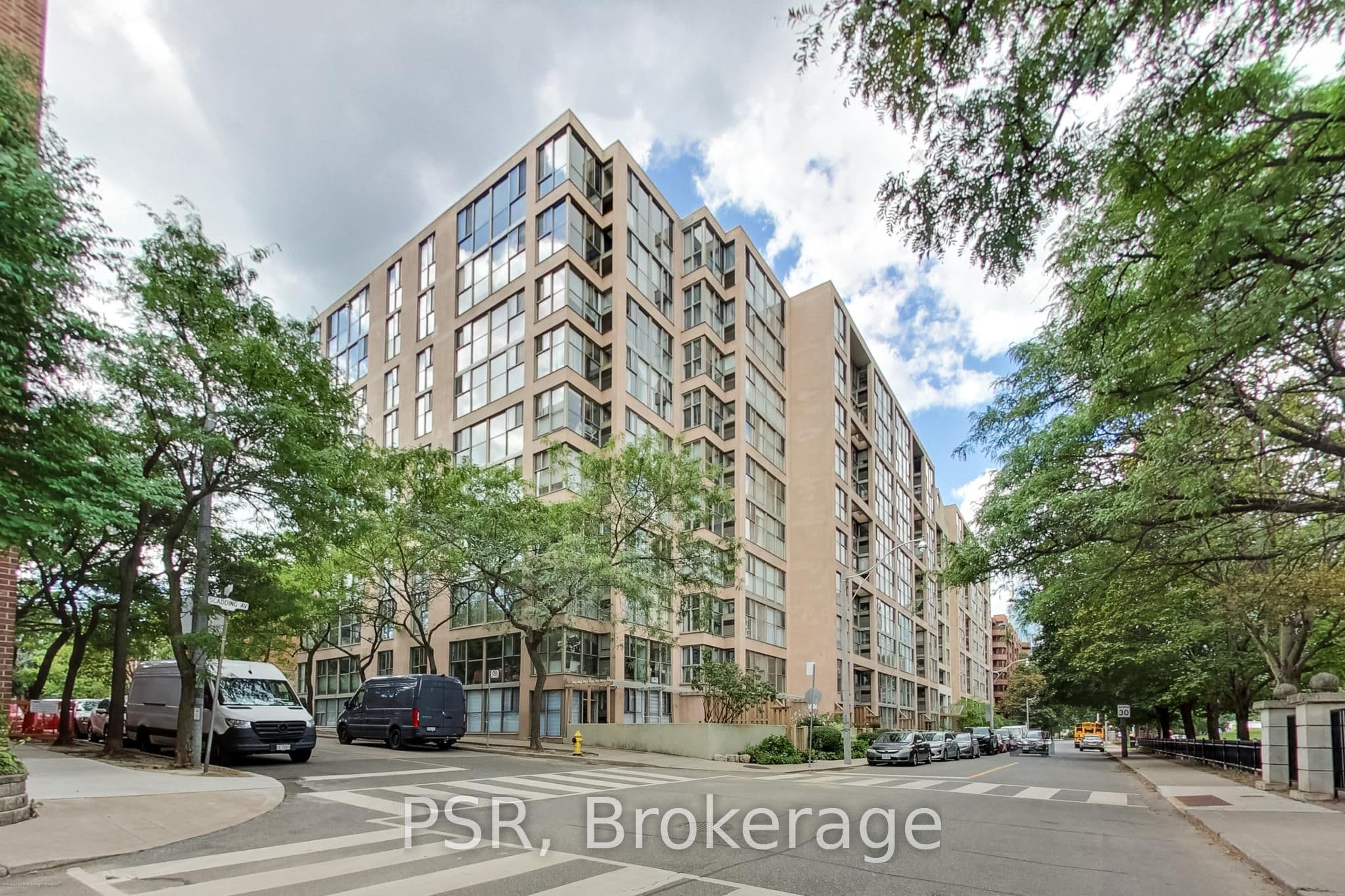 65 Scadding Avenue 510, Toronto, ON M5A 4L1