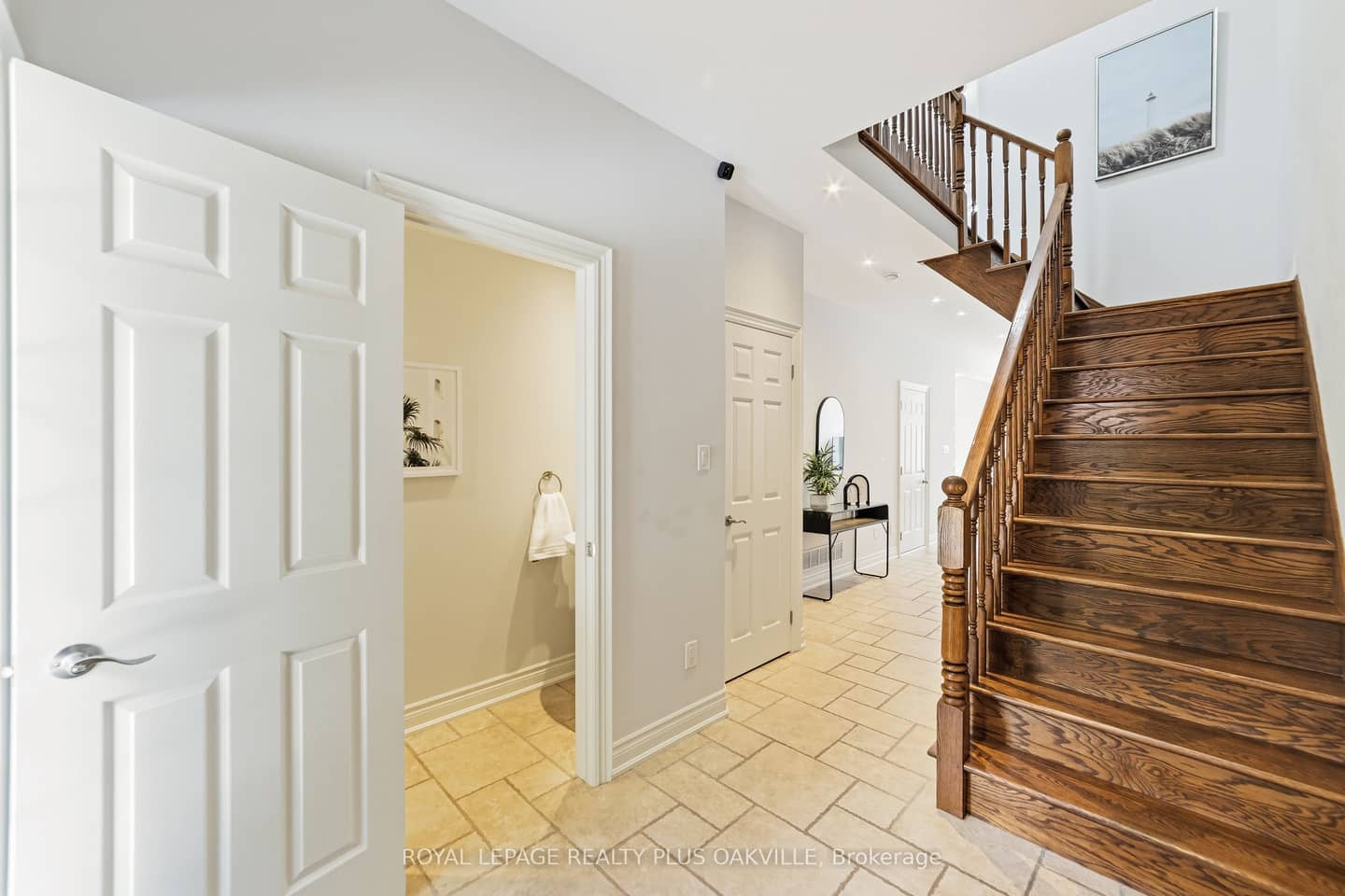 2282 Orchard Road 24, Burlington, ON L7L 0B5