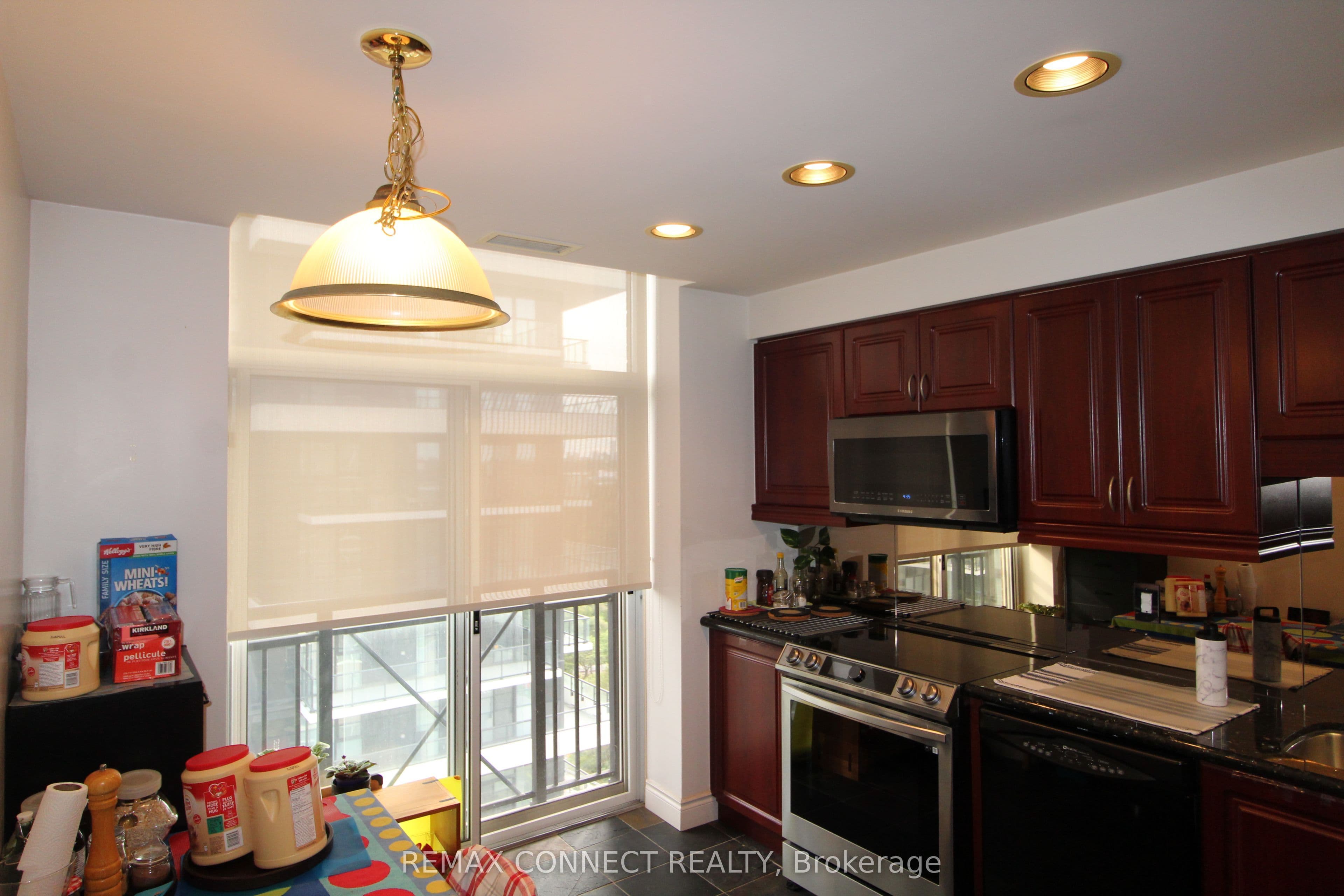 1101 Leslie Street 1202, Toronto, ON M3C 4G3