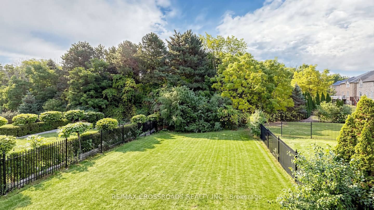 53 Castleglen Boulevard, Markham, ON L6C 0A9