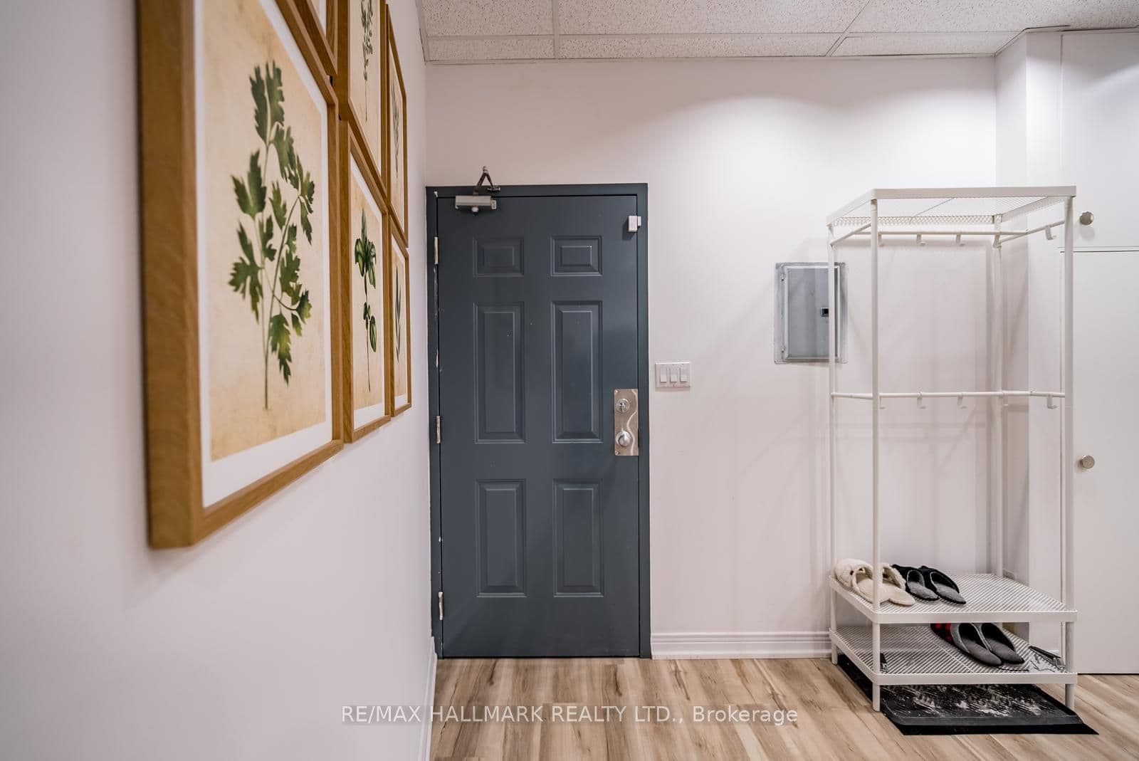 86 Ringwood Drive 208, Whitchurch-Stouffville, ON L4A 1C3