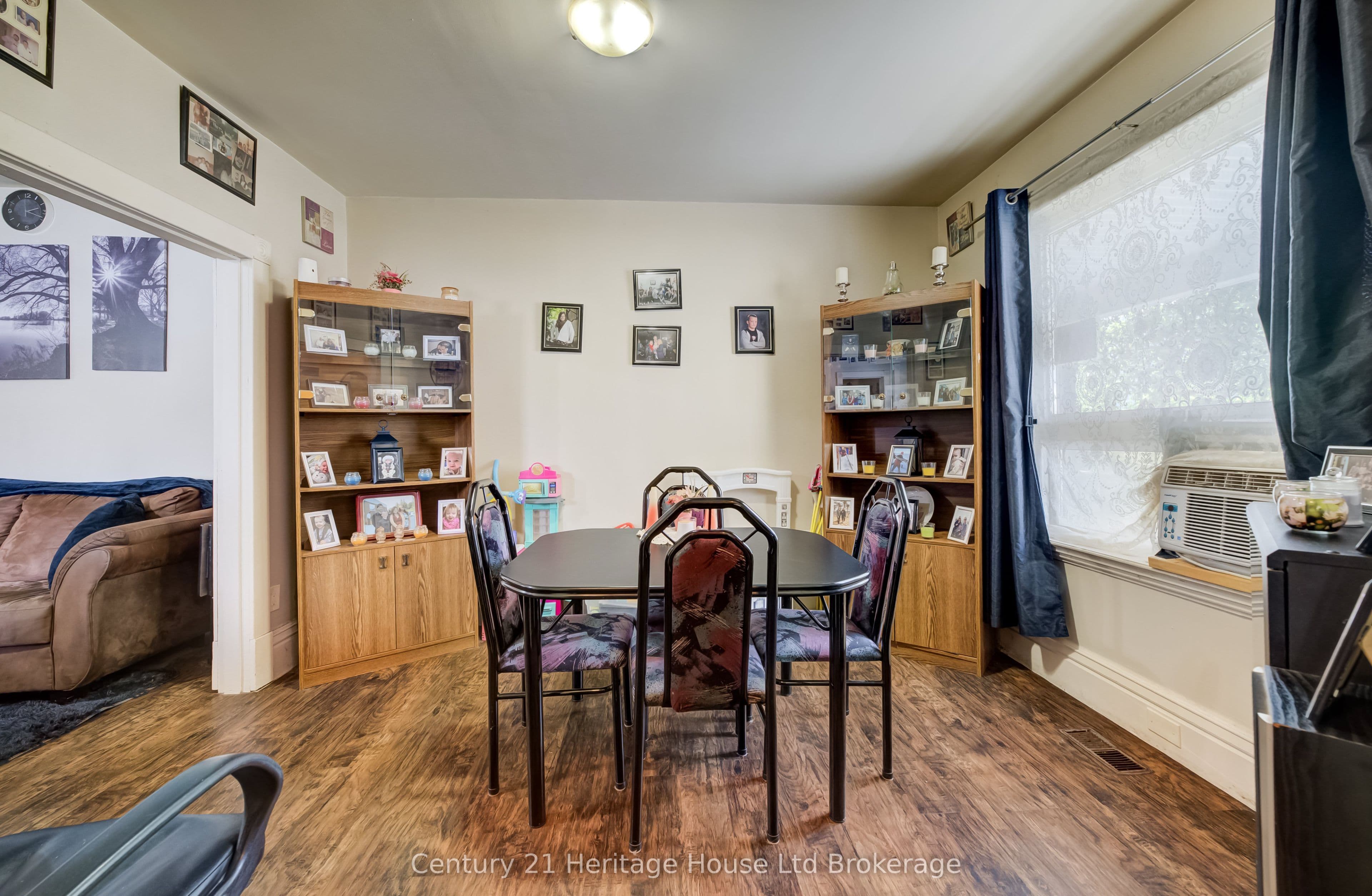 18 William Lane, Woodstock, ON N4S 6L4