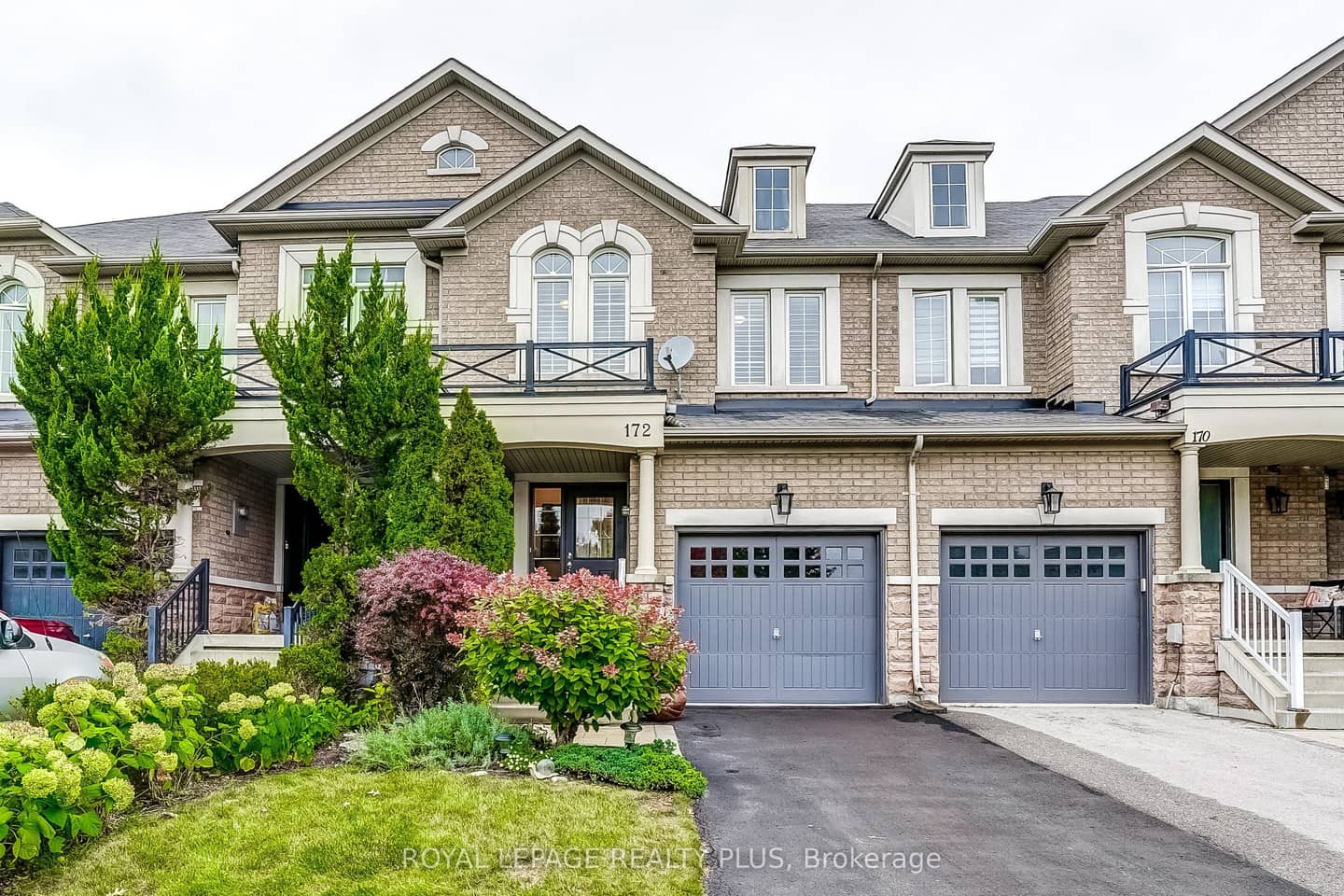172 Lauderdale Drive, Vaughan, ON L6A 0S4