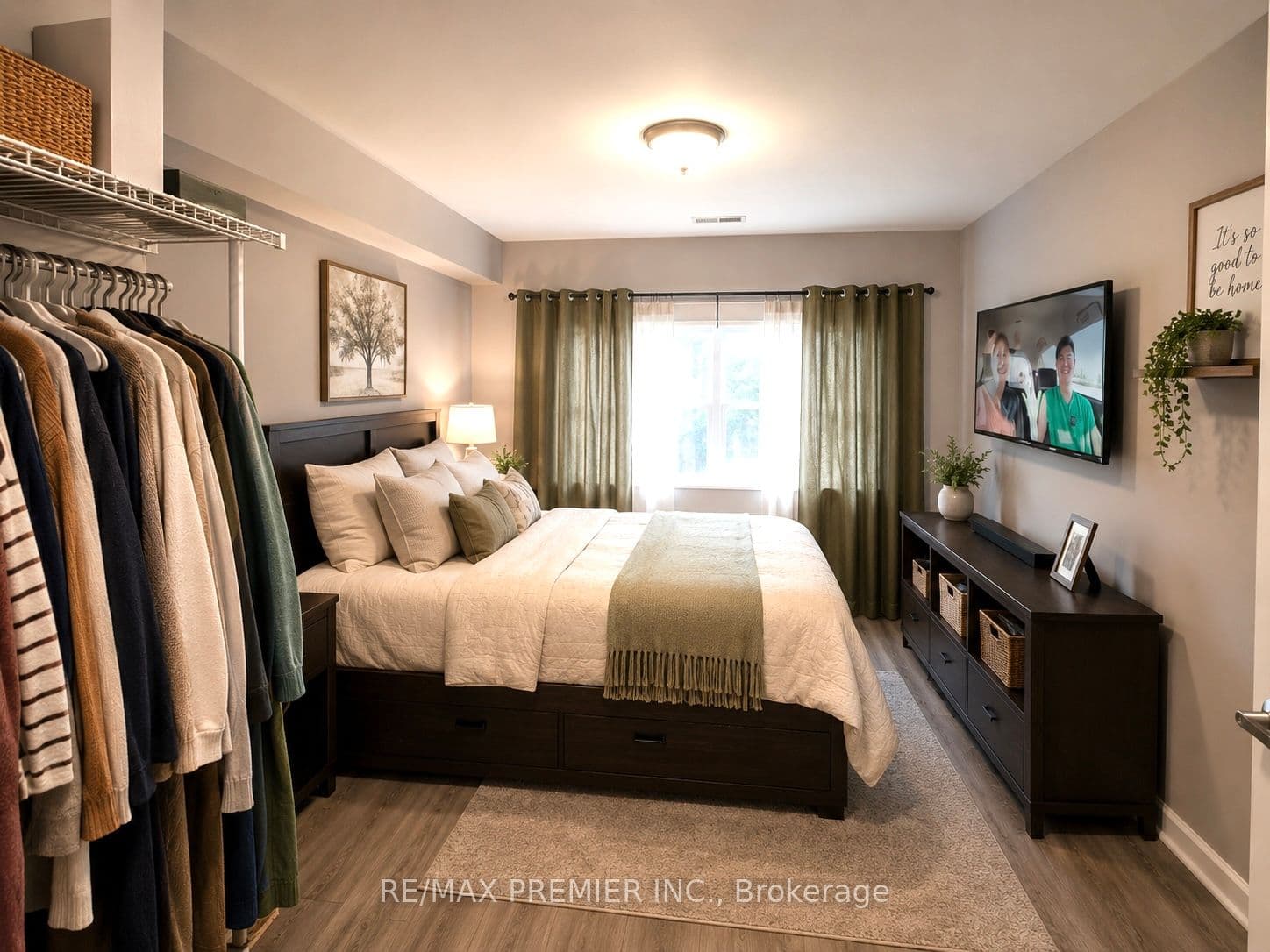 254 John Garland Boulevard 140, Toronto, ON M9V 1N8