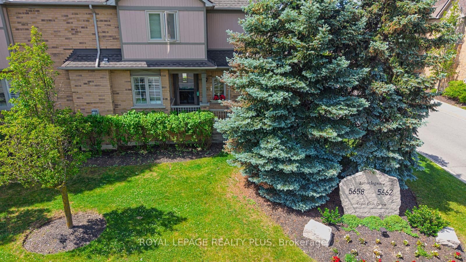 5658 Glen Erin Drive 1, Mississauga, ON L5M 6C4