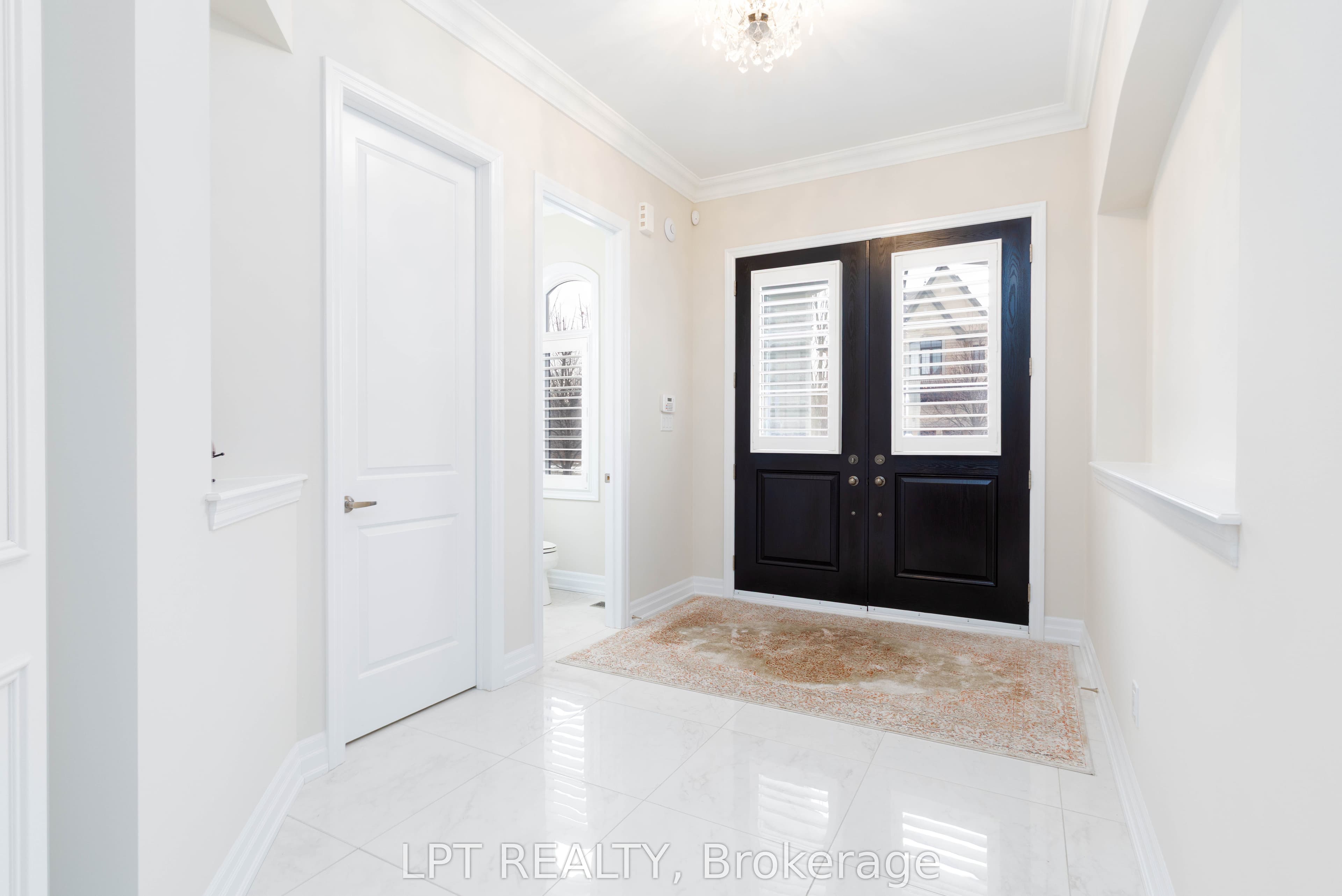 113 Burns Boulevard, King, ON L7B 0M5
