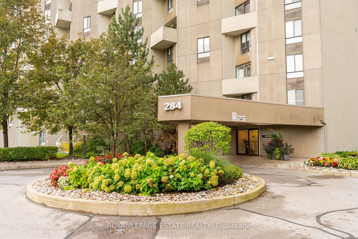 284 Mill Road A12, Toronto, ON M9C 4W6